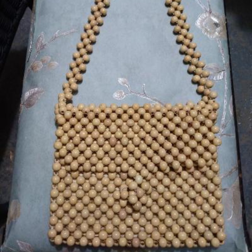 VINTAGE BEADED SHOULDER BAG